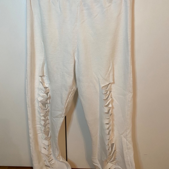 Pants - Picture 6 of 6